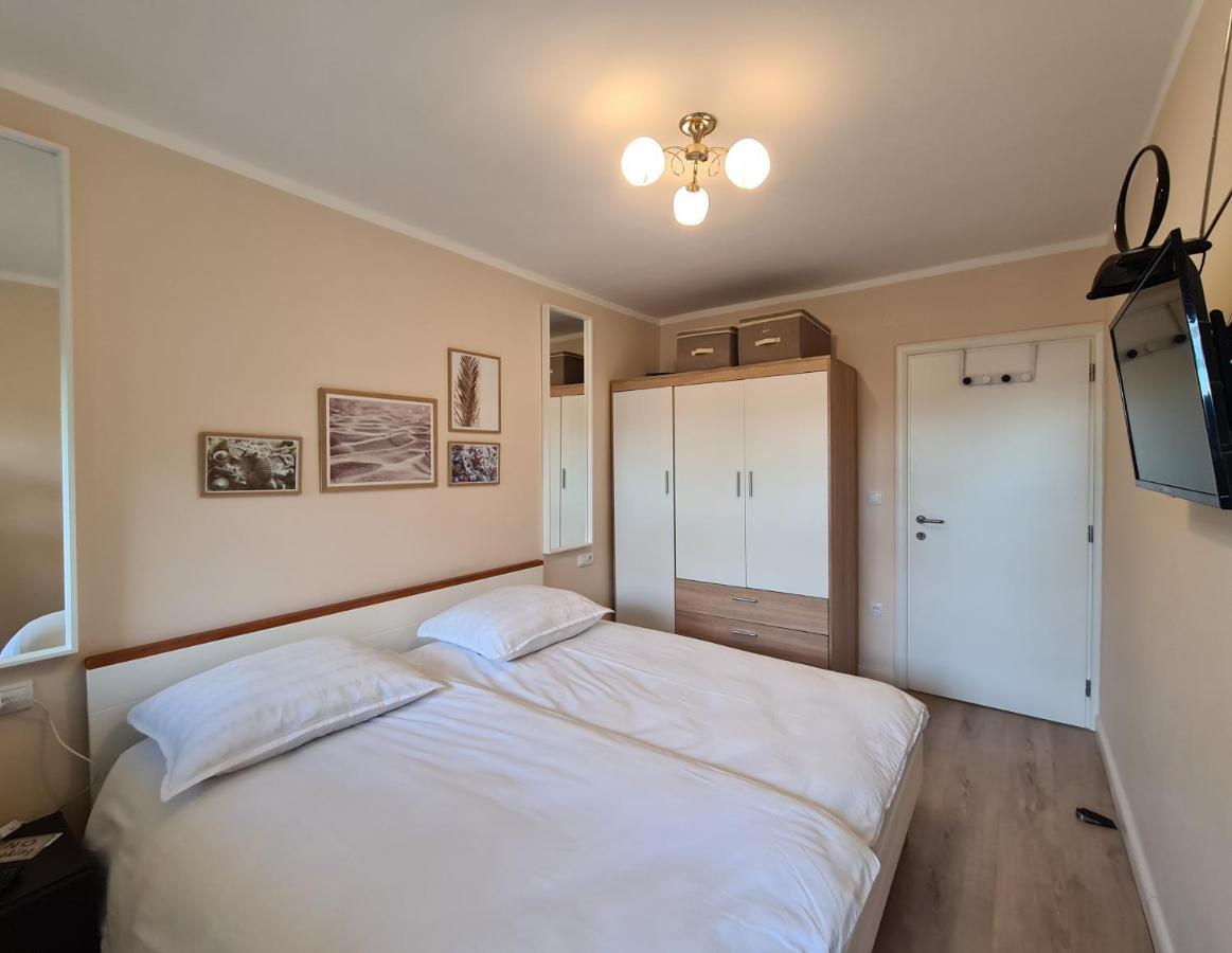 Apartman Monte Zaro Park Pula Bagian luar foto