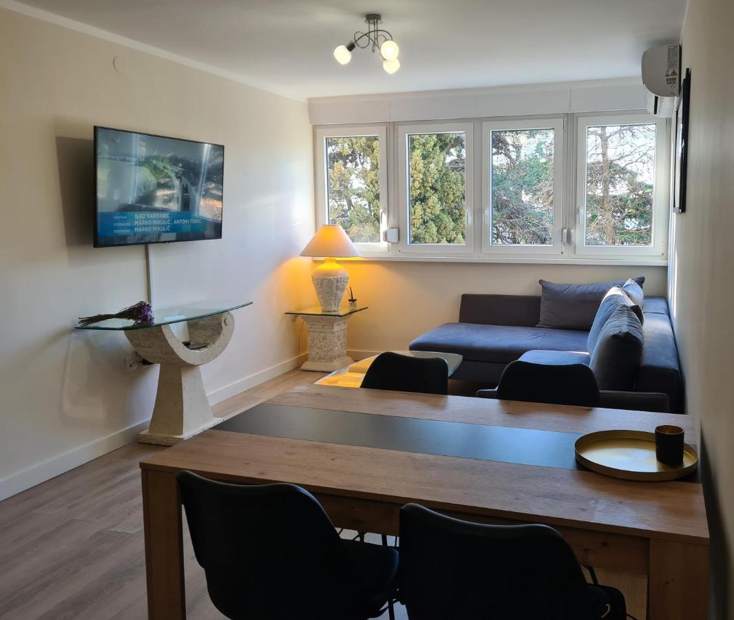 Apartman Monte Zaro Park Pula Bagian luar foto