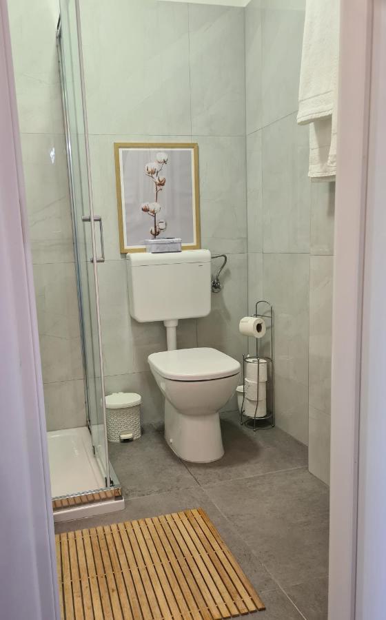 Apartman Monte Zaro Park Pula Bagian luar foto