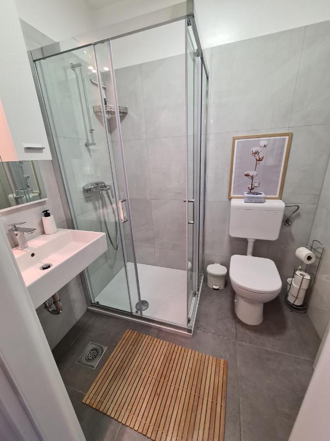 Apartman Monte Zaro Park Pula Bagian luar foto